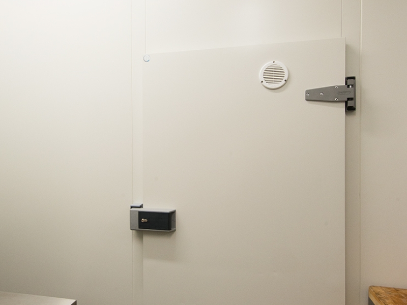 Kühlraum mit Kühlraumtür (umgesetzt von Rech)